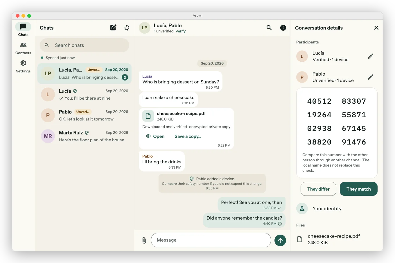 Arveil on macOS: a group chat with a shared PDF, and the panel for comparing safety numbers with another participant.
